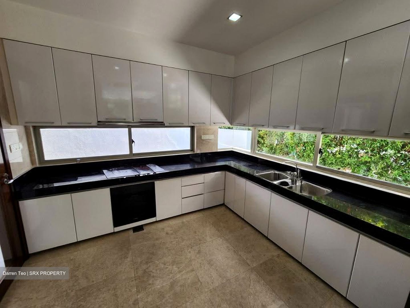 Jalan Haji Alias (D10), Semi-Detached #611387561